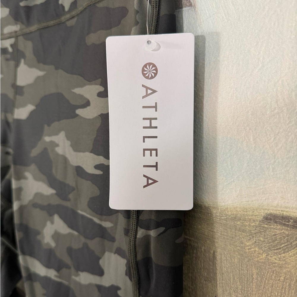Athleta Ultimate Camo Olive Elation Ultra High Rise 7/8 Leggings NWT Size 1X - Picture 4 of 6